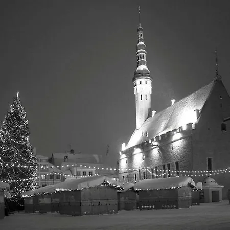 Kunderi * טאלין